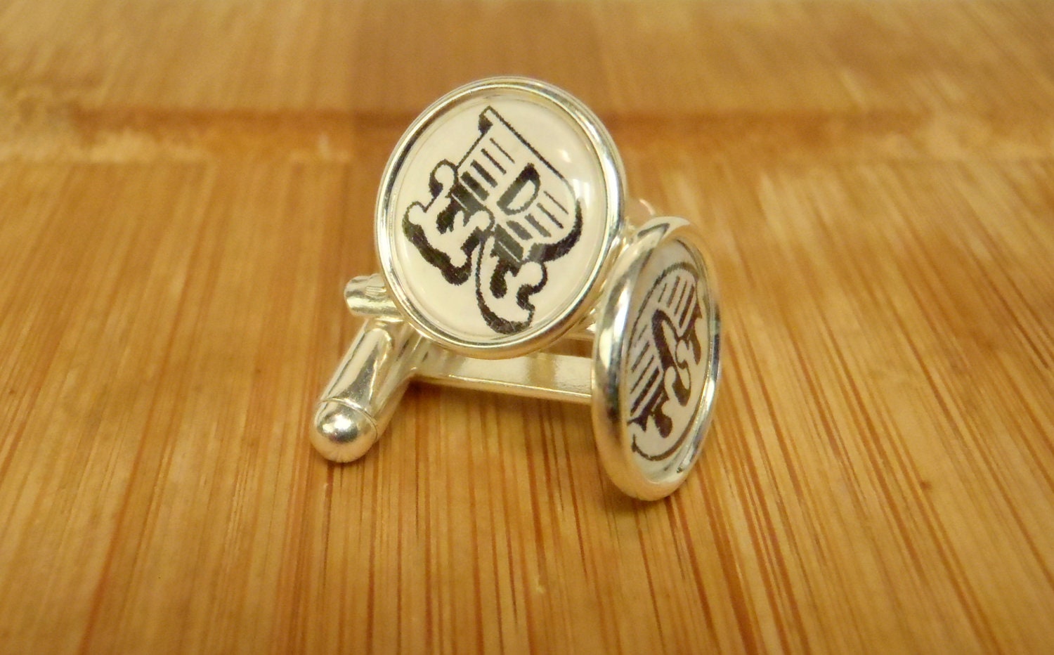 Custom Initial Monogram Cuff Links / 1 Pair / Groom / Groomsmen / Best Man / Wedding Gift Cufflinks