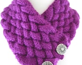 Womens Basket Weave Handknit Vintage Button Neck Warmer Fuchsia Scarf