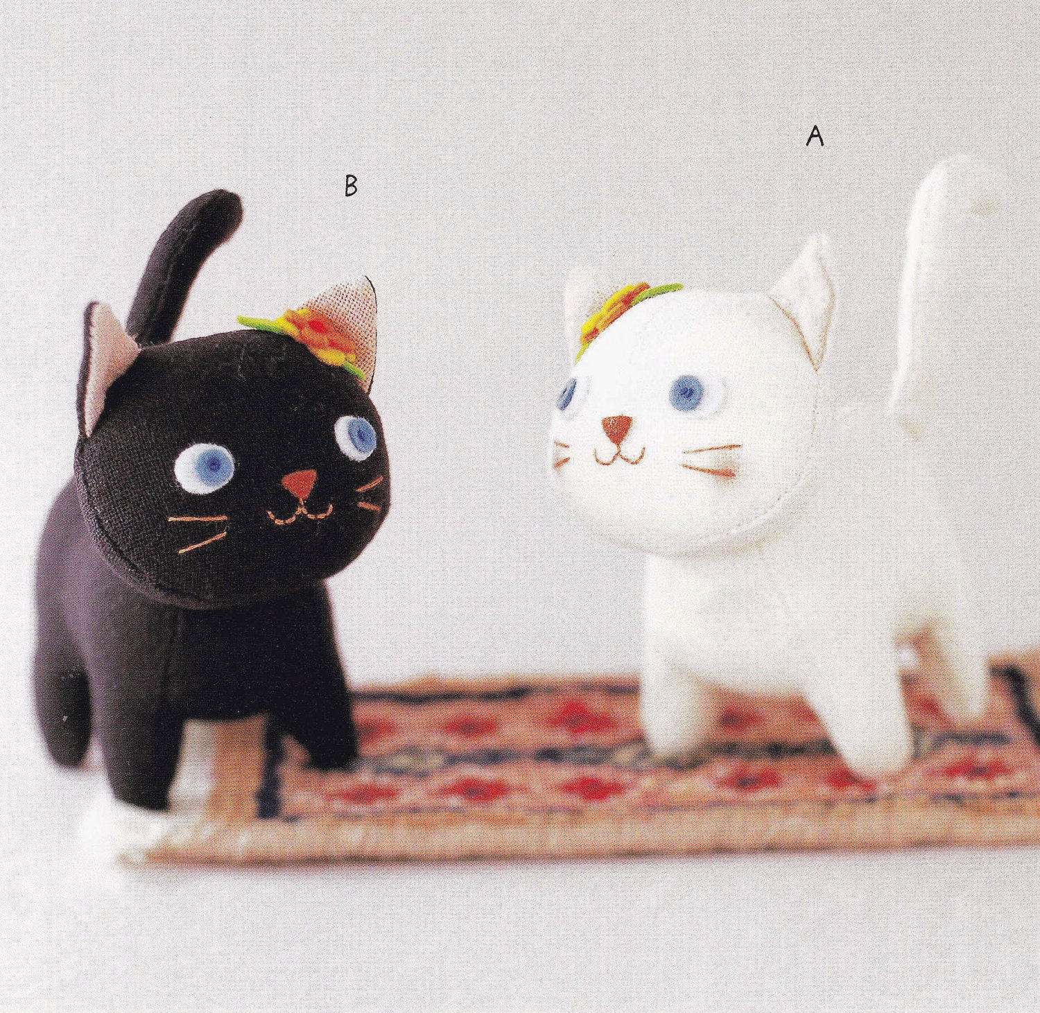 Cotton Linen Fabric Cute Cat Kittens Animal Mascots Plush Stuffed Toy pdf TUTORIAL & E PATTERN in Japanese with Pieces Titles in English