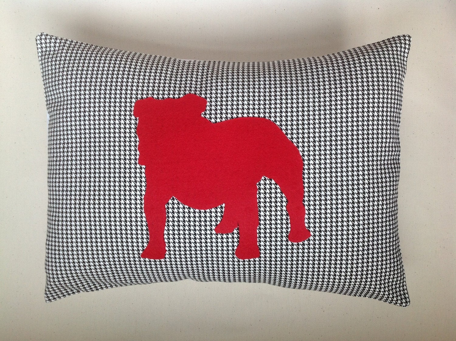 Georgia Bulldog Silhouette Pillow