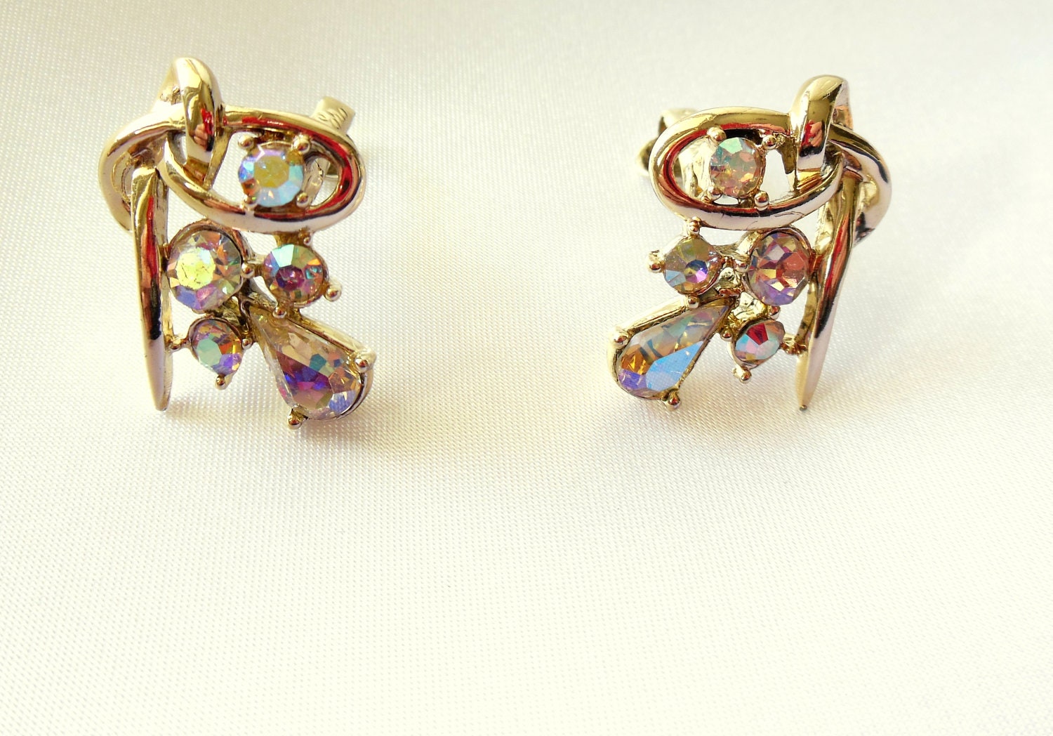 Vintage Coro Earrings Aurora Borealis Rhinestones Golden Hued Metals