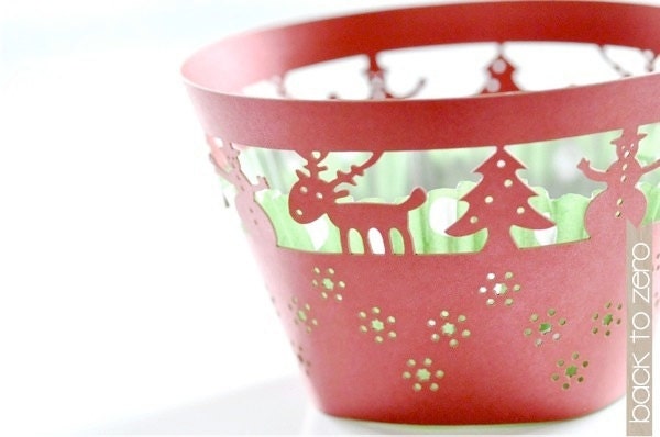 20 Holidays Reindeer Xmas Tree Laser Cut Lace Cupcake Wrappers Wraps - 15 Colors Available