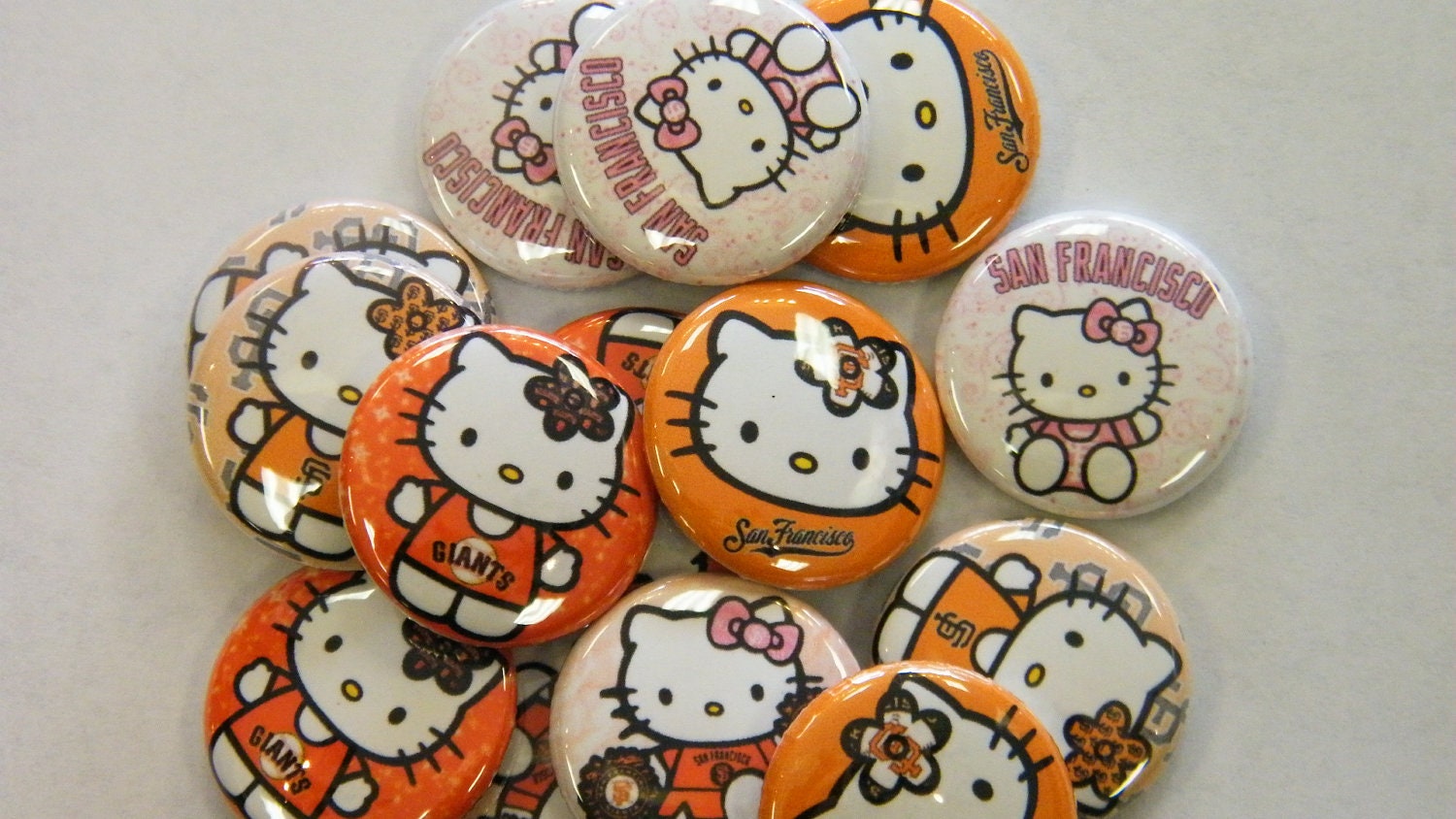 Hello Kitty SF Giants 1"  Buttons