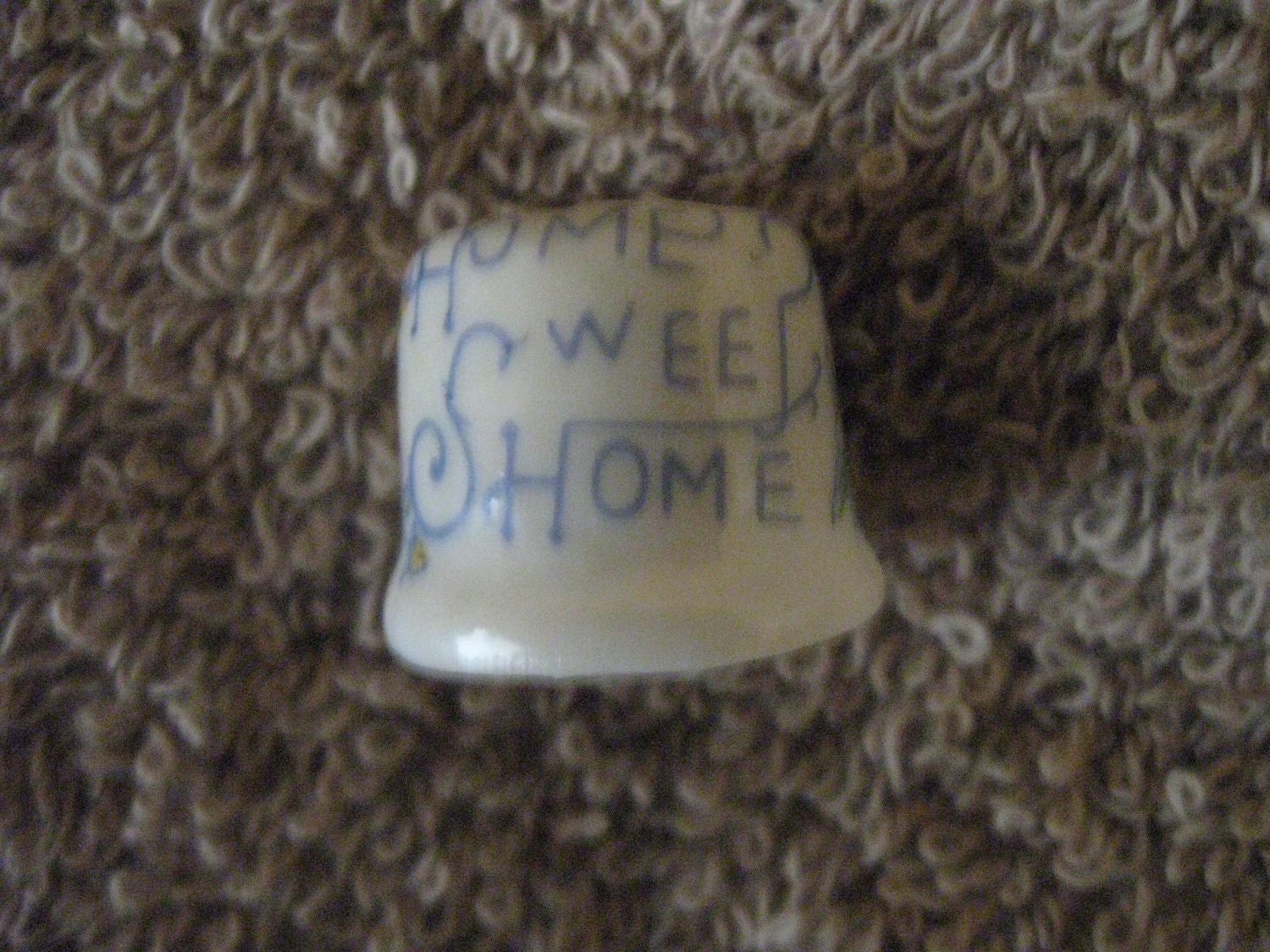 Short 1/2" Home Sweet HomeThimble w Gift Box  Porcelain Vintage Collectible T17/