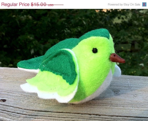ON SALE Green felt Pigeon - Bird Plush Toy - pincushion - ornament - MauveMoose