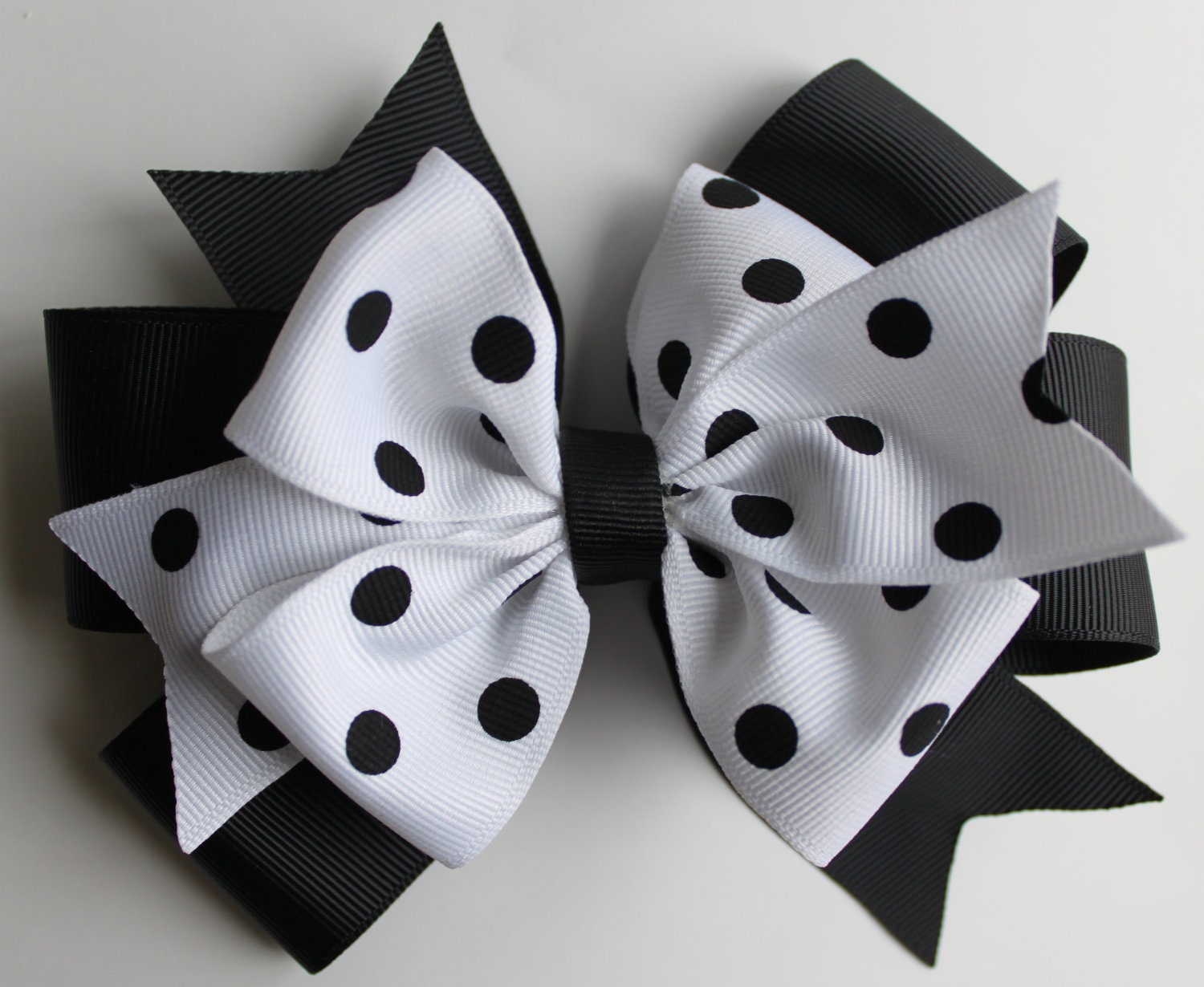 Items similar to White and Black Polka Dot Hair Bow - Girl Bow - Baby