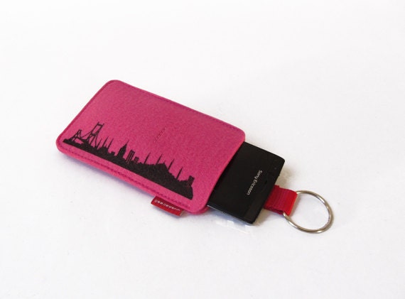 Istanbul iPhone iPod Wool Felt Smartphone Case in rosa - pink - Istanbul Skyline City Sleeve