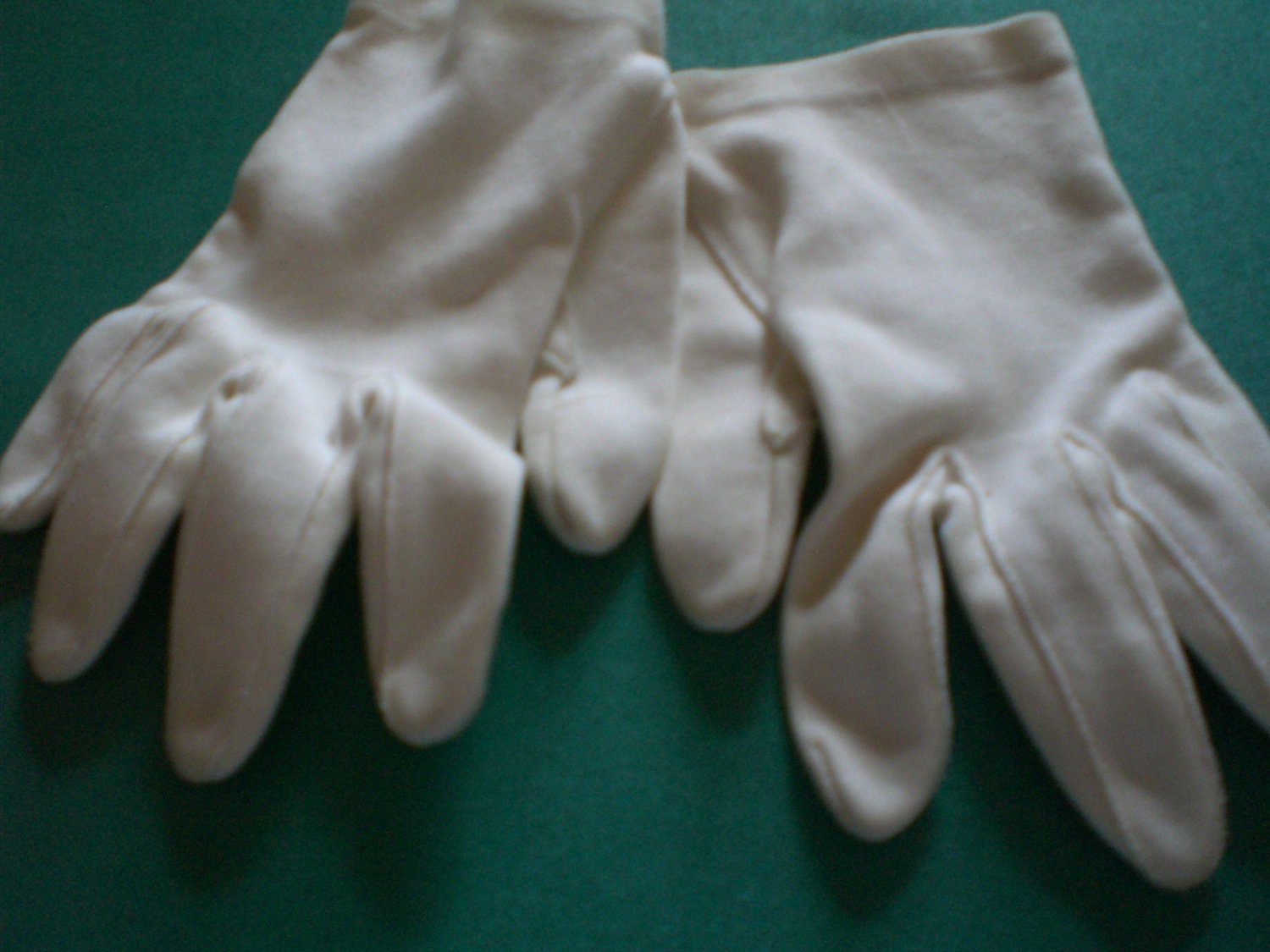 White Dress Day Gloves Small