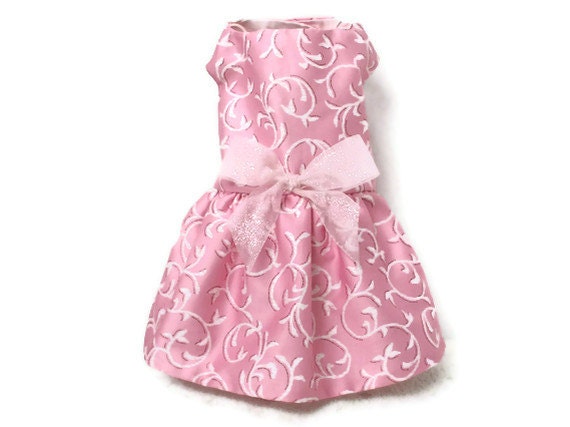 Dog Dress Pink/White Swirls, Size Small