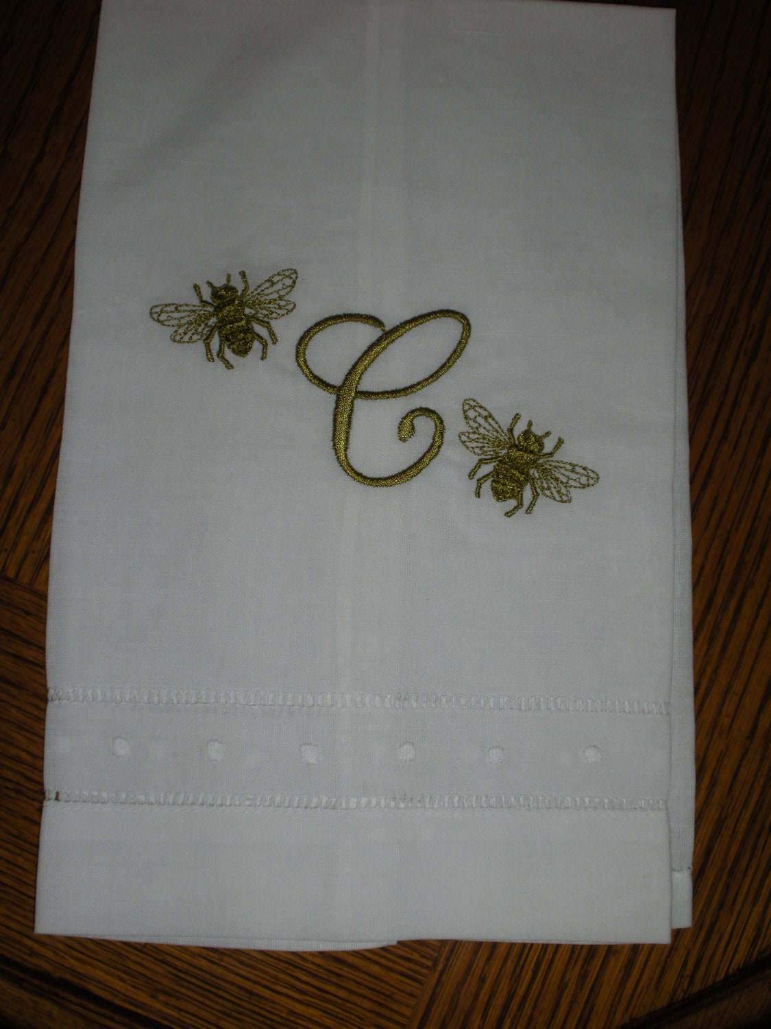 Monogrammed Linen Towel- French Bee Accent