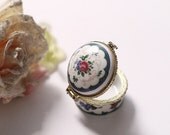 Vintage Style Porcelain Jewelry Box / Flower Paintings Jewelbox / Vintage Inspired, Jewelry Box, Wedding Gift, Wedding Souvenirs
