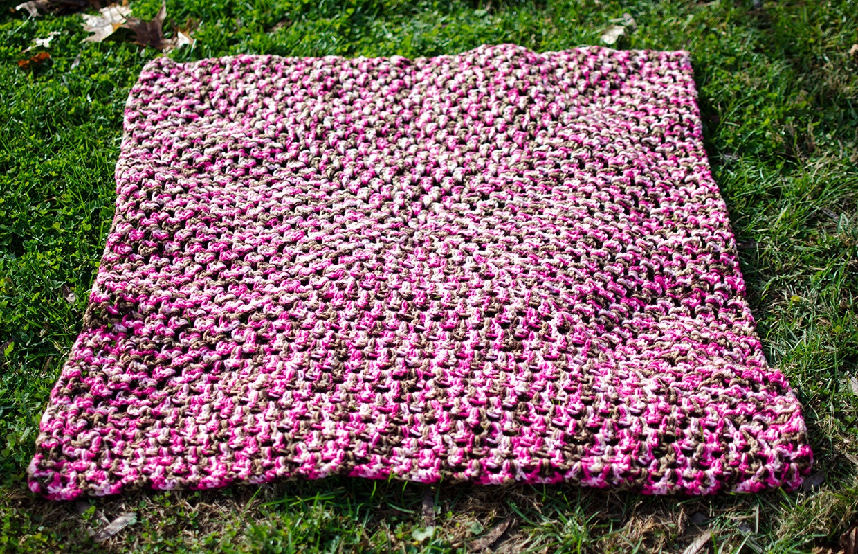 Girl Camo Blanket
