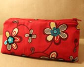 Zippered Makeup Bag Flat Bottom Red Flowers