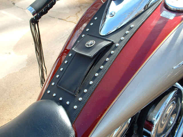 1600 Kawasaki Nomad Classic Tank Bib Bra VN1600