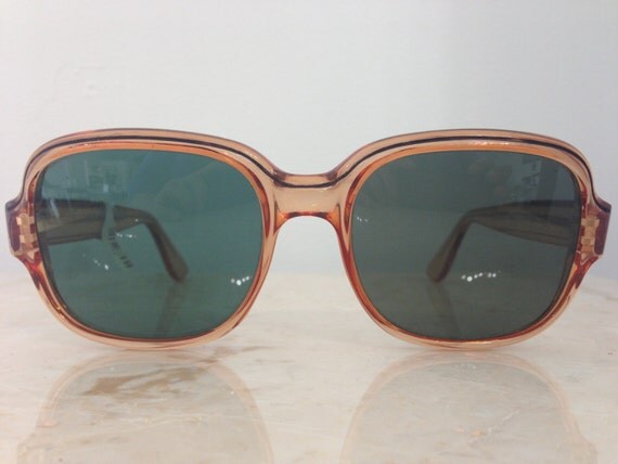 VINTAGE New Old Stock 1970's Unisex French Sunglasses W/ NEW Polarized Lenses