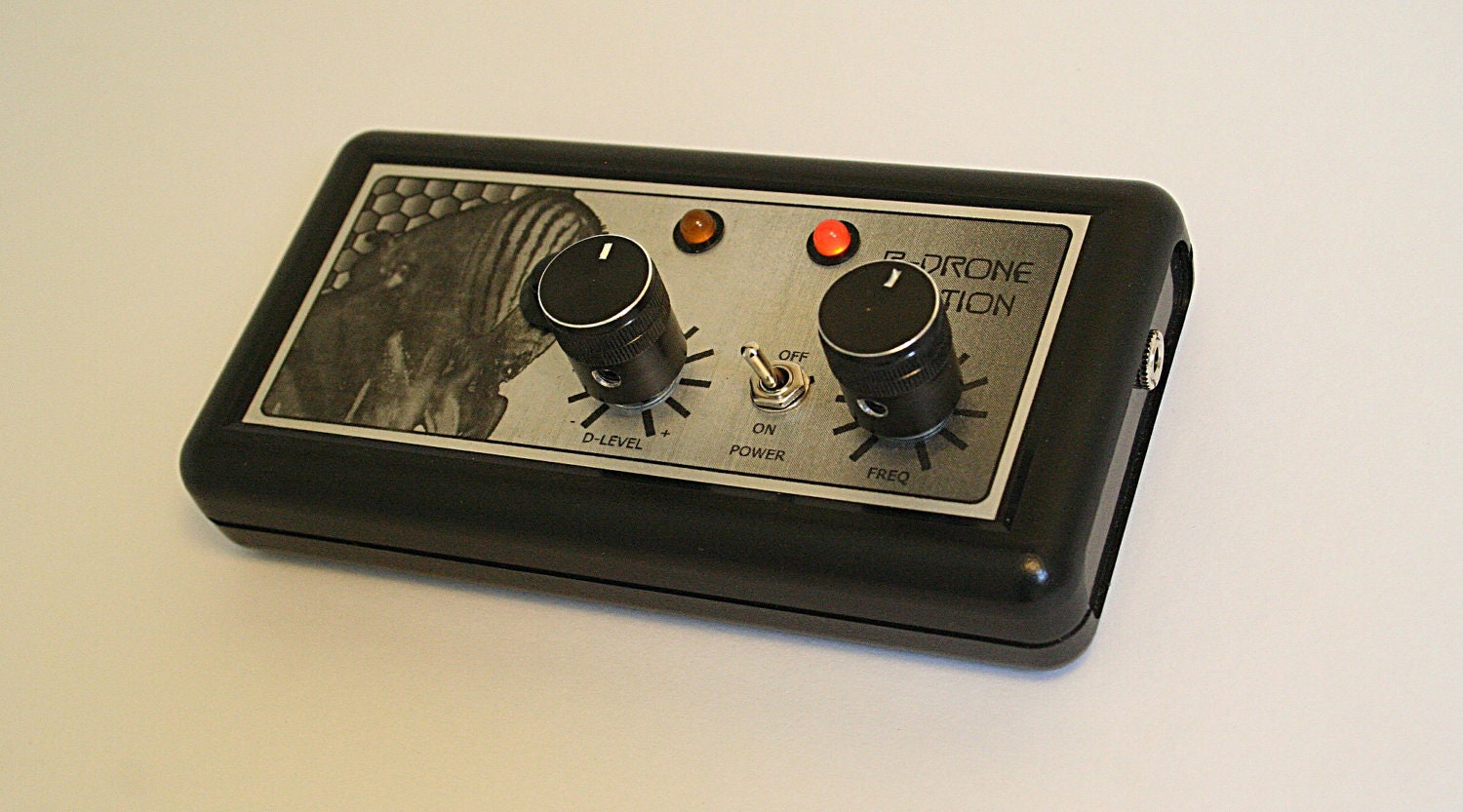R-Drone Station Handmade Drone Synth