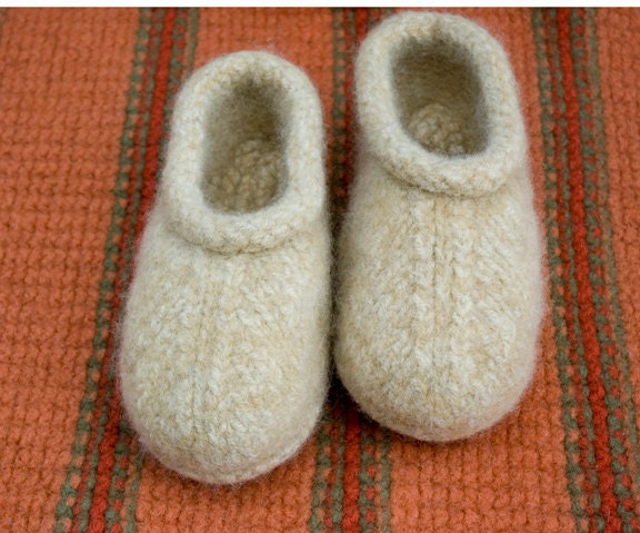 Unisex Adult Felted Wool Slippers Toasty Warm in Vanilla Tweed