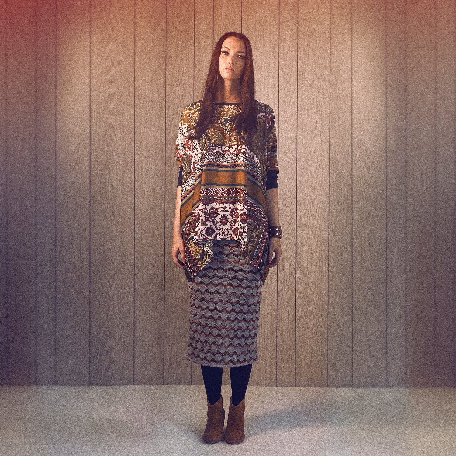 Box T - Scarf print satin, bamboo sleeves - One Size