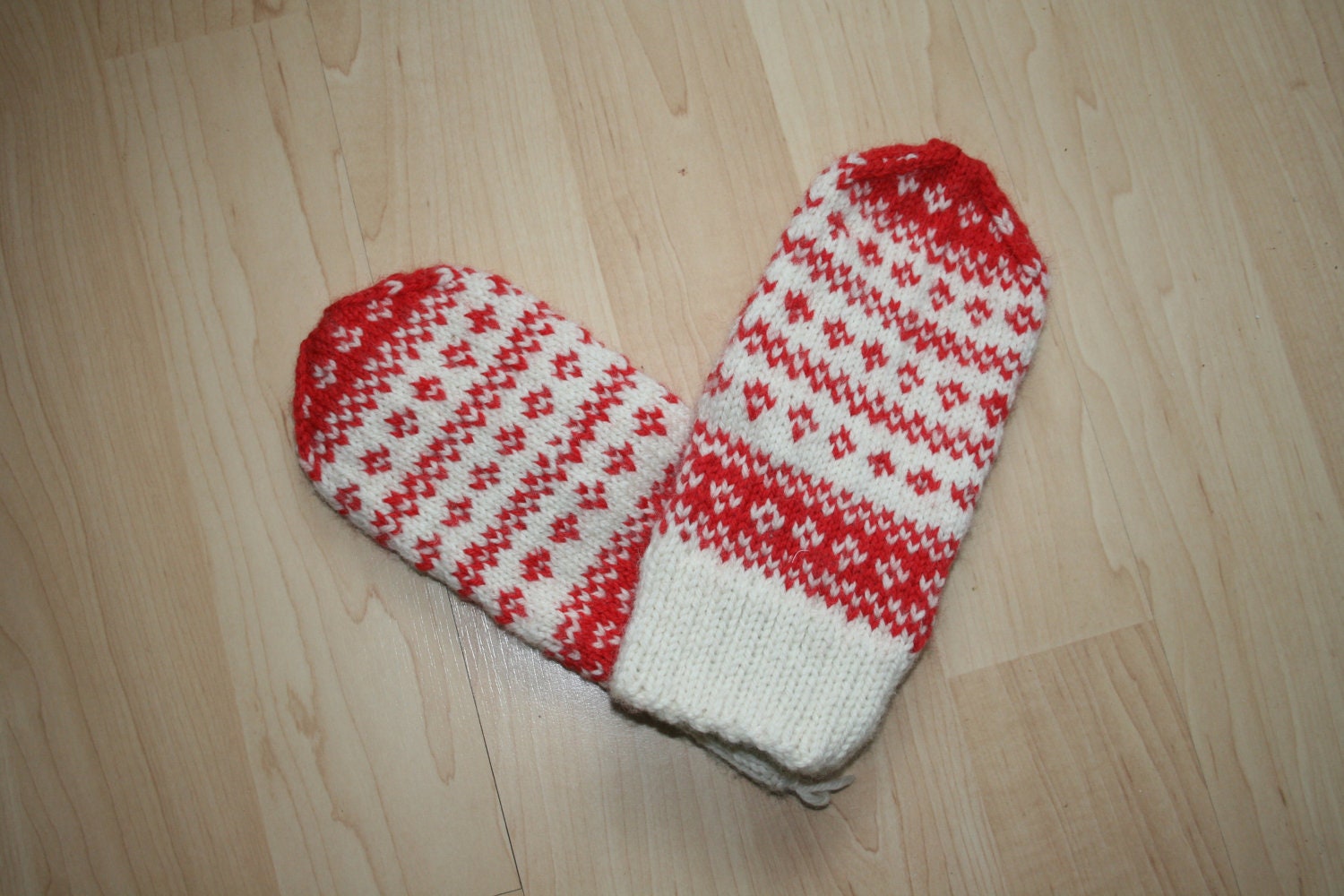 Hand-knit Scandinavian red and white mittens -- original design