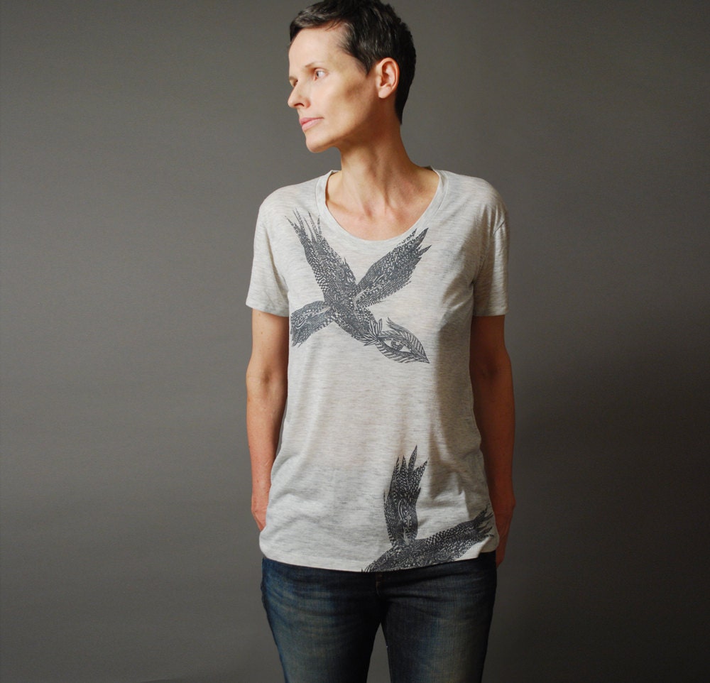 Womens Loose fit Bird T-Shirt - Oat Heather Scoop Neck Tshirt Top - Summer Fashion shirt