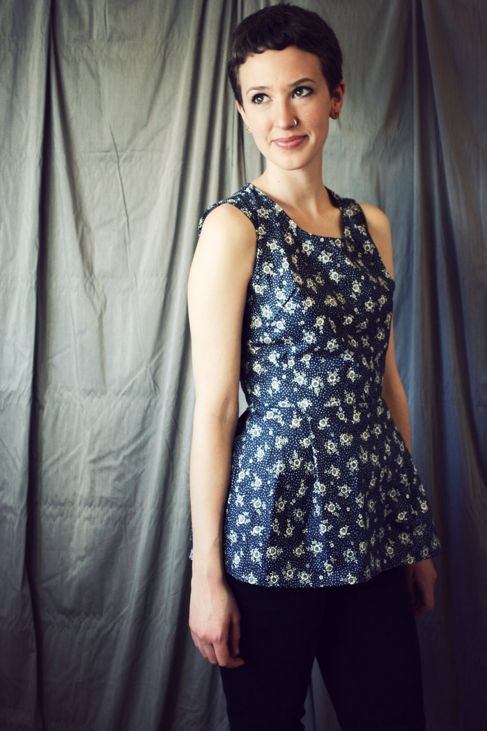 Fall Fashion- Size XS- Blue Peplum Tank Top- Vintage Style Skirted Floral Shirt