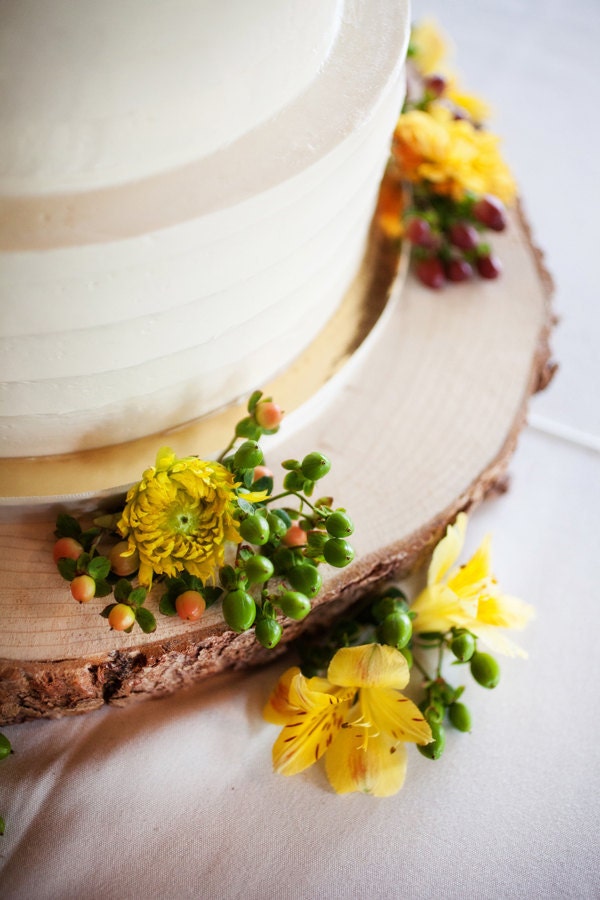 16" Rustic Wood Tree Slice Wedding Cake Base or Cupcake Stand for your Event and Party or even a Newborn Photo Prop