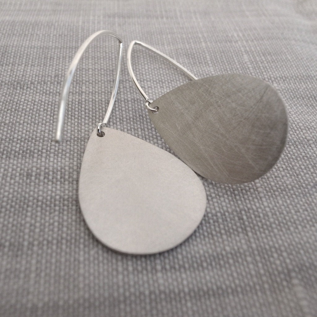 silver dangle earrings - shape 10