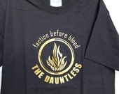 CLEARANCE Divergent inspired Dauntless black t-shirt in size Adult Small