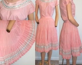 Vintage 50s Pink Patio Squaw Dress Silver and White Trim Full Circle Skirt M