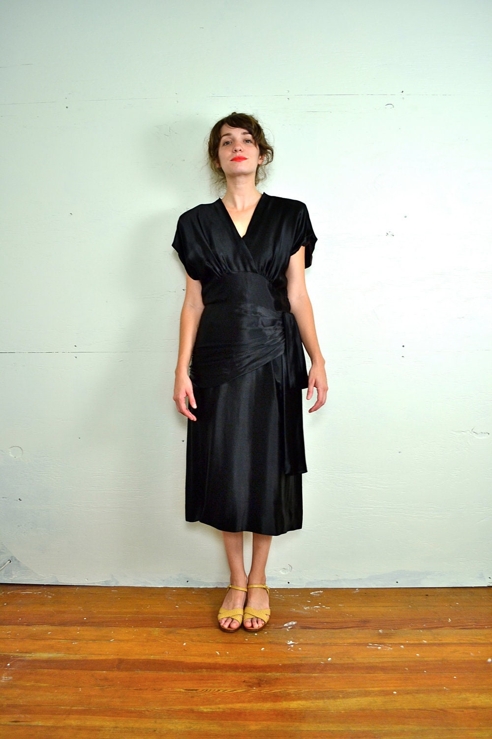 1940s Black Silk Satin Bombshell Dress // Medium