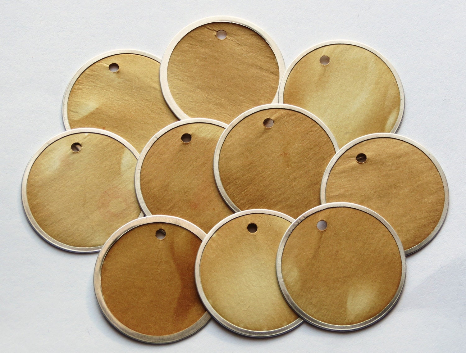 NEW ITEM Tea Stained Metal Rim 1 5/8 Inch Tags 20pcs // Gift Tags // Packaging // Wedding // Baby Shower // Craft Fairs // Label