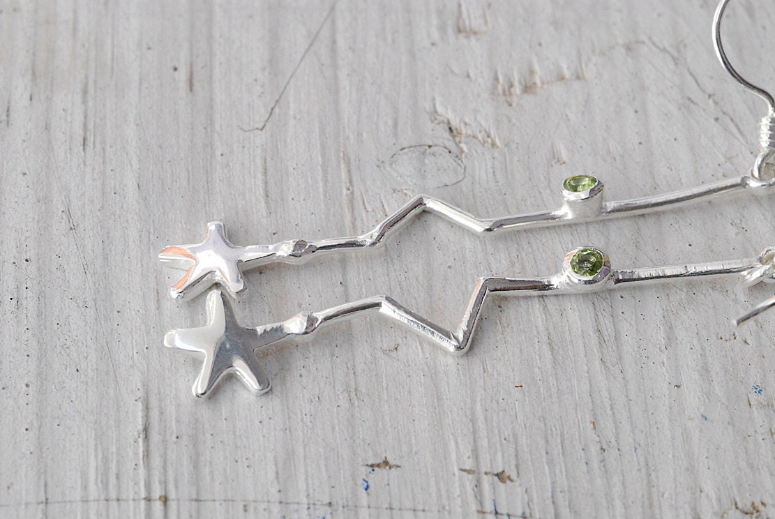 Sterling Silver Star Olive Green Peridot Earring, Long Drop Earring, Dainty Minimalist Jewelry, Green Jewelry, Bridal to Everyday Earring