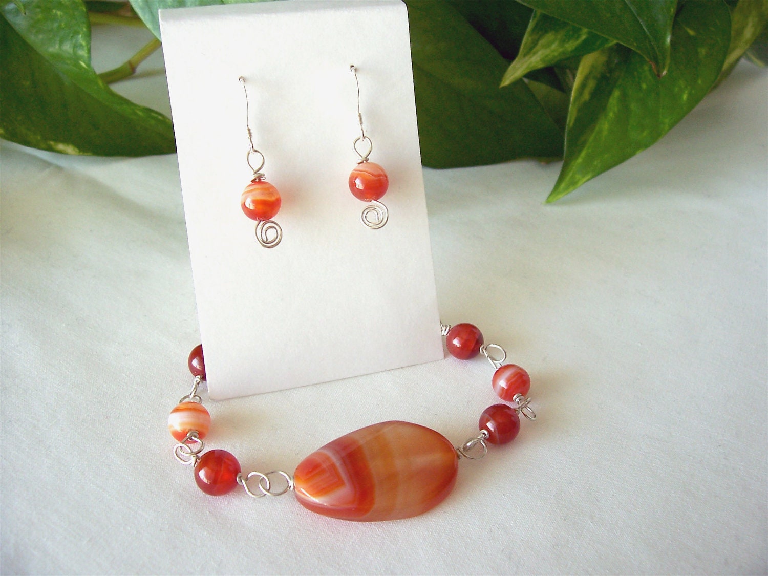 red agate bracelet, red agate earrings, jewelry set, sterling silver jewelry, June trends, gift idea, summer fashion, ooak