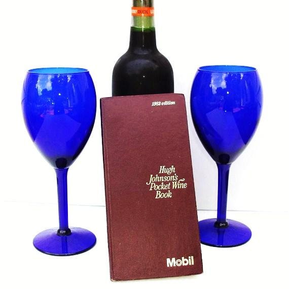 Wine Book,  Mobil Oil, Advertising, Vintage Barware, Wines of the World, Hugh Johnson
