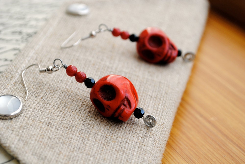 Red Skull Earrings Halloween Day of the Dead with Black Crystals