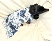 Jacquard knit dachshund sweater handmade delft blue pattern in pets clothing for a small dog