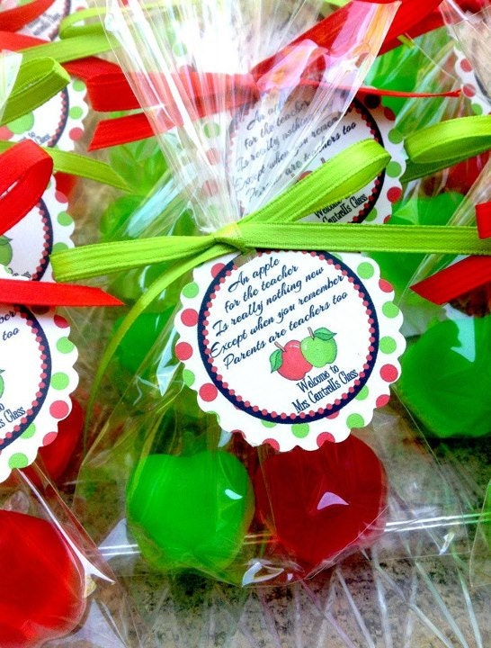 APPLE SOAP FAVORS (20 Soaps) - Teacher Appreciation Gift, Class Soap Favor, End of the Year Party Gift, Kindergarten Graduation Il_570xn