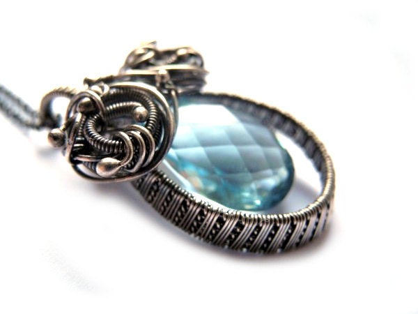 Wire wrapped Silver pendant, Swiss blue Topaz, natural gemstone, luxury oval necklace in pastel dusk blue - NurrgulaJewellery