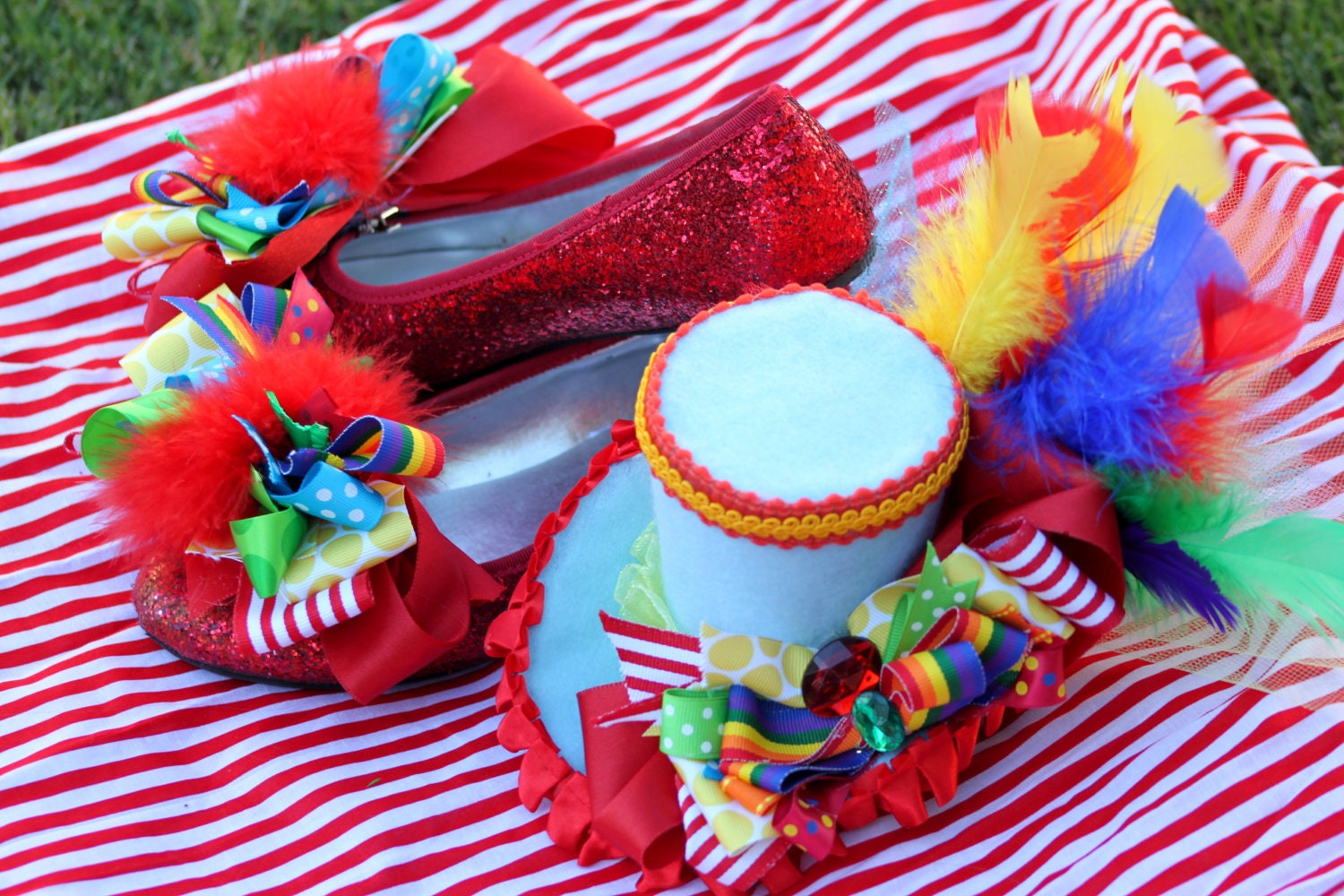 Mini Top Hat - CLEMENTINE - Top Hat, Circus Party Hat, Mad Hatter Birthday - Birthday Hat - Photo Props - Sweet Shoppe Shop Il_570xn