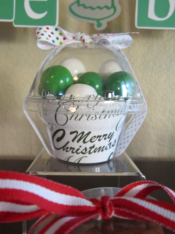 12 Green Holiday Merry Christmas Standard Cupcake Wrappers Il_570xn