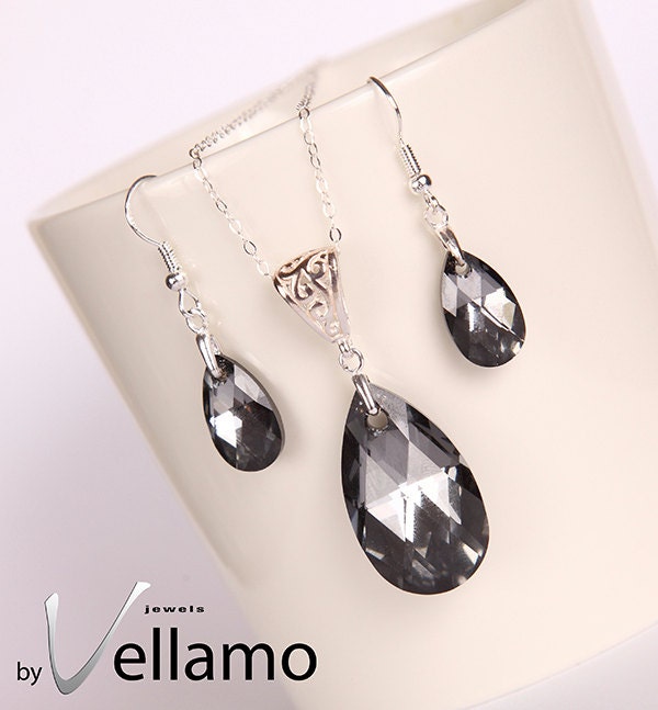 Bright dark silver Swarovski jewelry set with earrings and necklace, sterling silver, crystal silver night, tear drop Swarovski