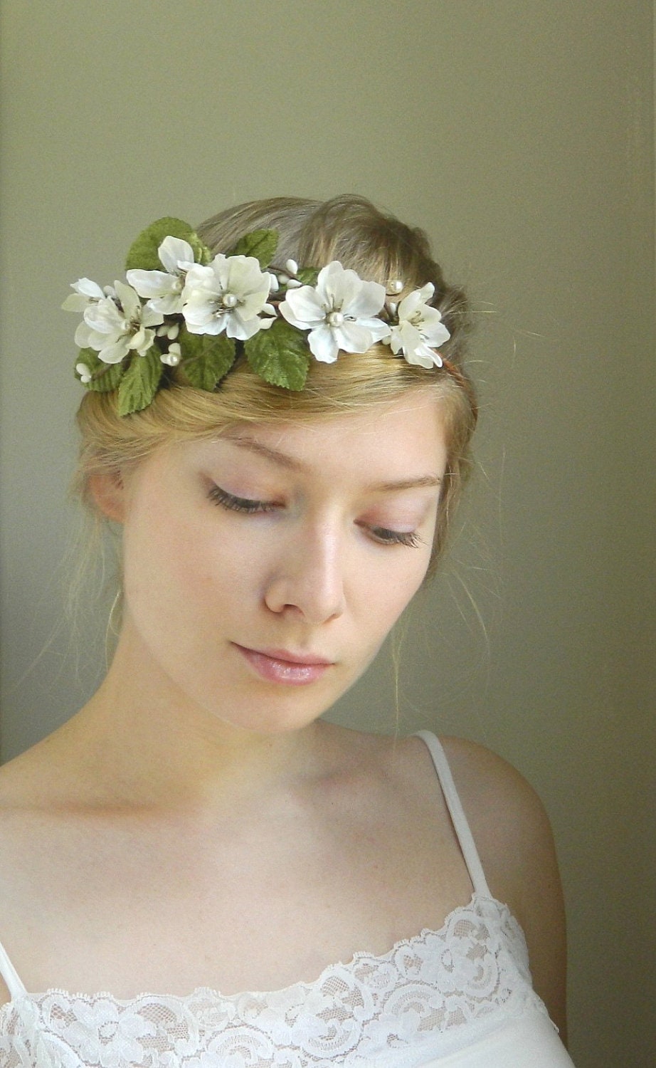 Fae Wood 'Freya' Wedding Flower Hair Piece - Ivory Bride Rustic Woodland Wedding