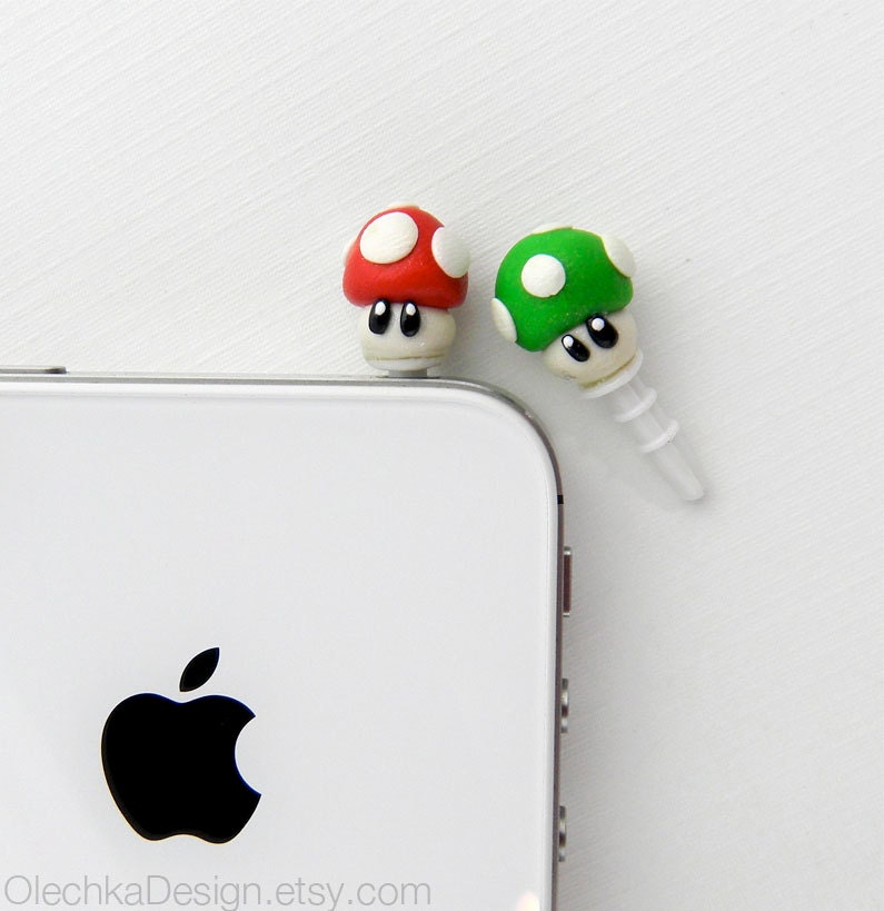 Nintendo Mario Mushroom Pluggy iPhone Earphone Plug, Dust Plug, Cellphone Geek Accessories, Polymer Clay