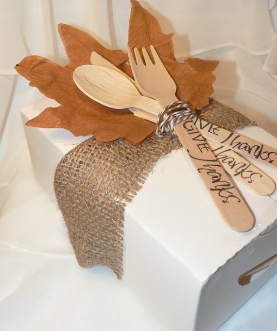 FALL PiCiNiC LunchBoX -4 cutlery SETS PapER LeaVeS - Hand Stamped Wood Cutlery AnD The LUNCHBOXS Il_570xn