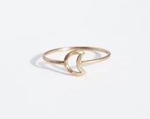 Gold Fill Moon Ring, 14 kt Gold Filled Crescent Moon Ring, Dainty Thin Gold Ring, Simple Gold Ring, Hammered Gold Ring, Pinky Ring