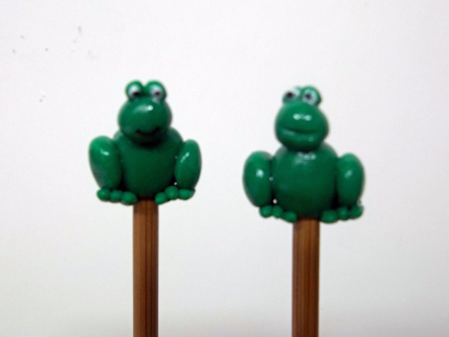 Frog Knitting Needles Polymer Clay topped Bamboo US Size 5 / 3.75 mm