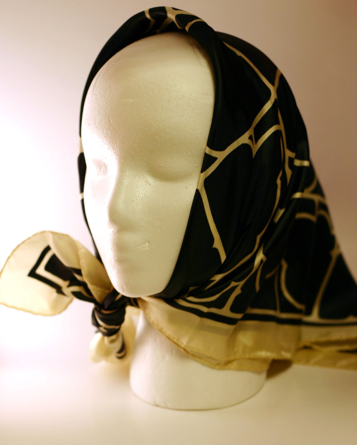 Vintage Women's Totes Rain Scarf by PAKRATZResale on Etsy