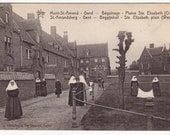 Old St Elisabeth beguines at the Ghent Beguinage - Antique postcard from Belgium - 1913 - Beguins, nuns, cloister, monastery - B033