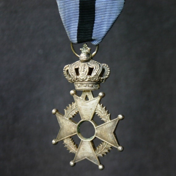 Knight of the Order of Leopold II medal