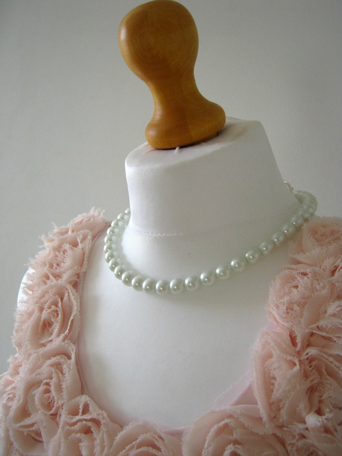 Pearl Necklace with White Pearls Wedding Jewelry Bridesmaid Jewelry Bridesmaid gifts Bridesmaid Jewelry Bridesmaid gifts